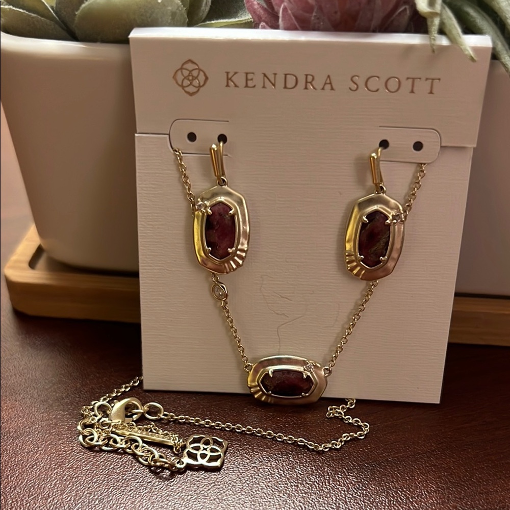 Kendra Scott Gold Anna Drop Earrings and Necklace with Elegant Design